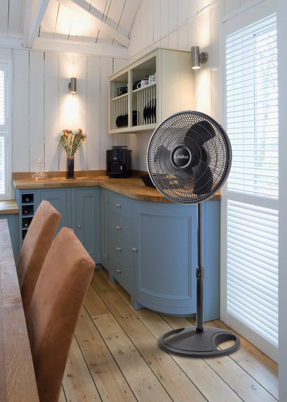 16-inch 3-Speed Oscillating Floor Fan with Adjustable Height E5343