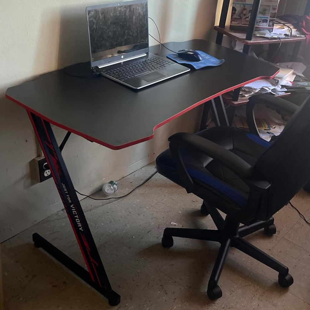 47 Inch Gaming Desk with Headphone Hook G9727