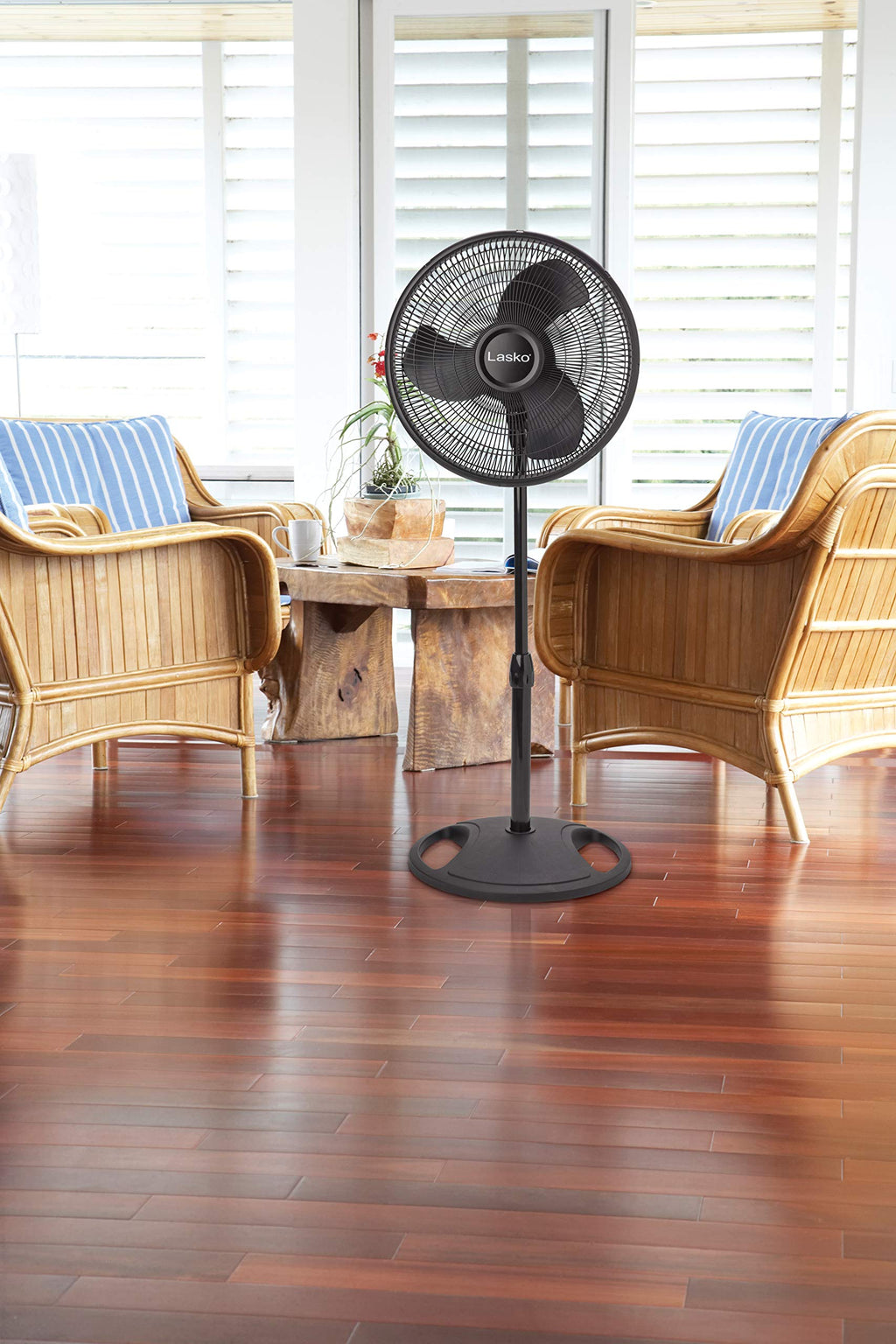 16-inch 3-Speed Oscillating Floor Fan with Adjustable Height E5343