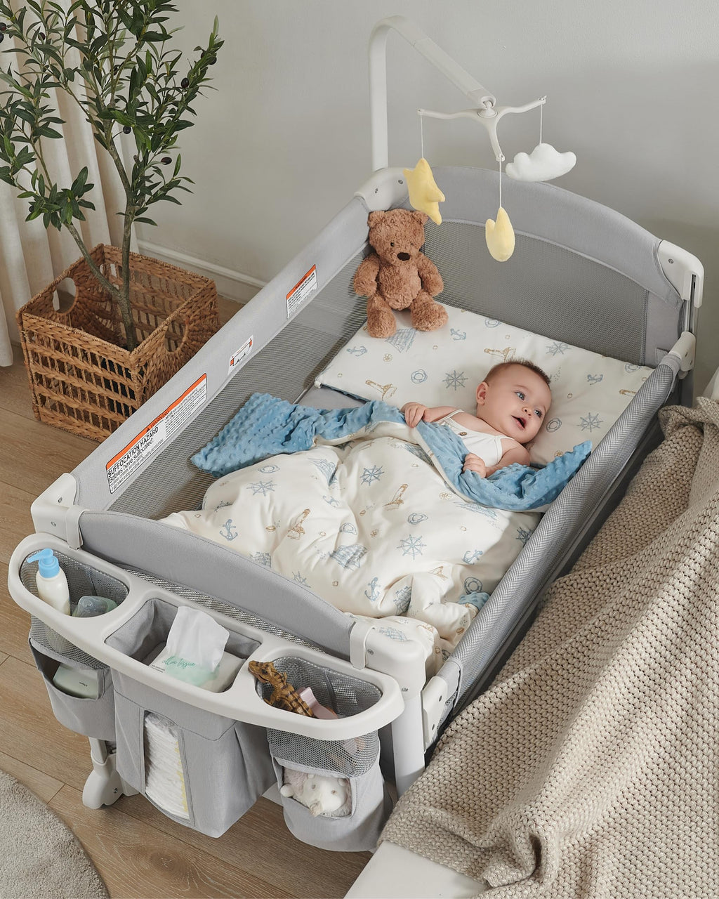 4 in 1 Baby Bassinet Bedside Sleeper S677905